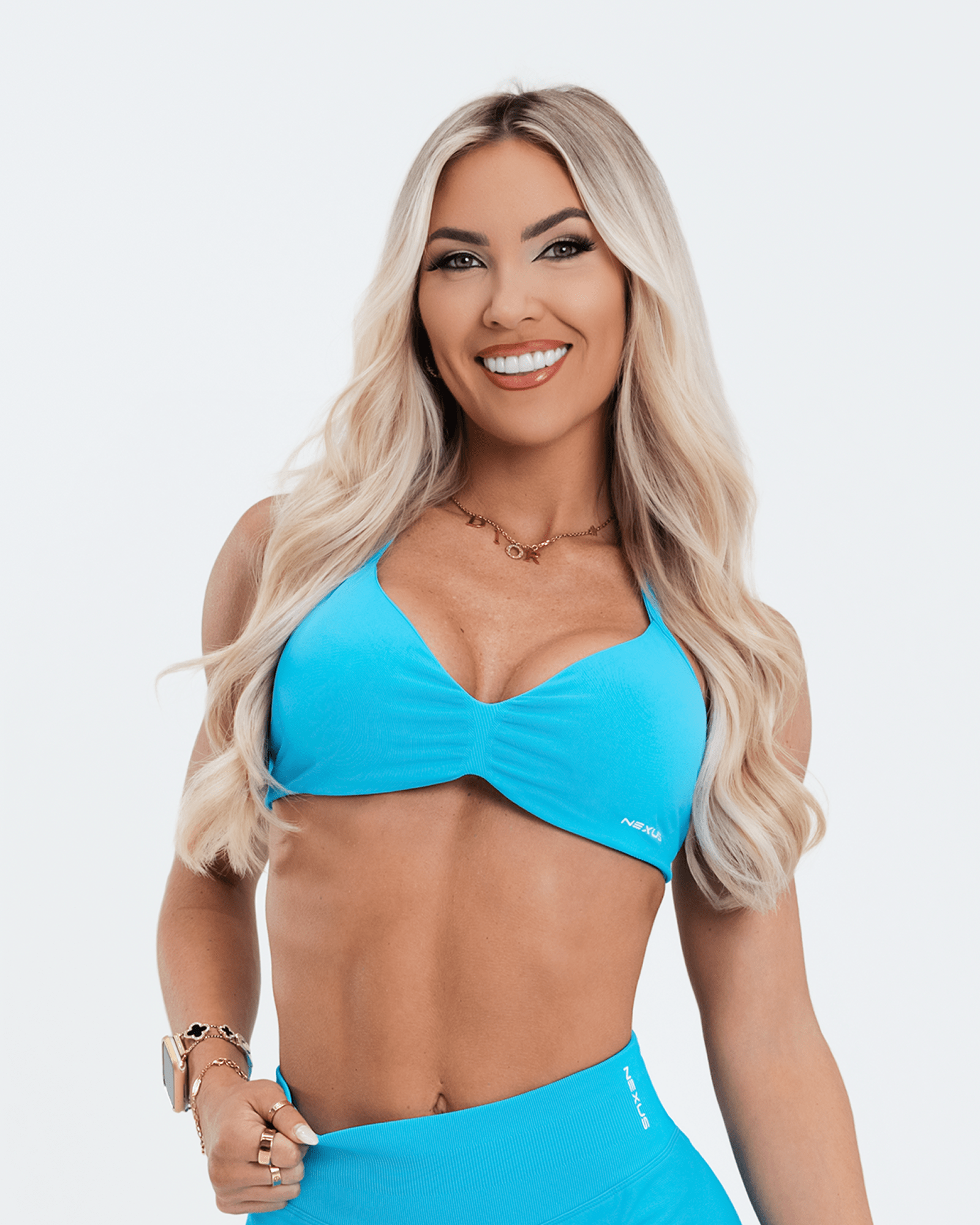 Halter Signature Crop
