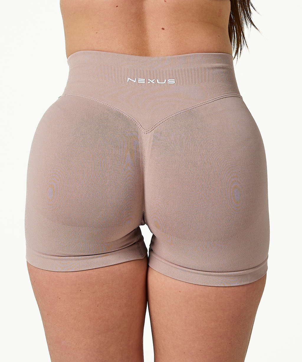 シグネチャー スクランチ ショーツ